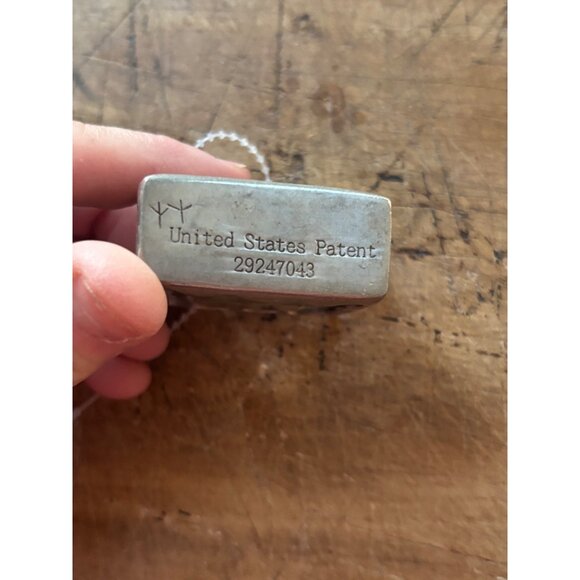 Jewel Kade Vintage Double-Sided Pendant With Crown & Fleur-De-Lis Designs Encase - Picture 3 of 5